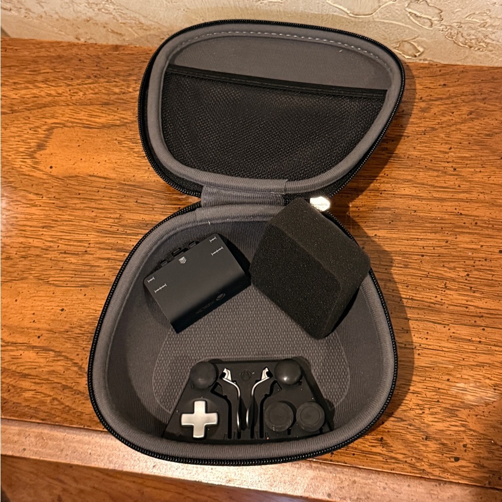 Black Xbox Elite Controller Carrying Case no controller